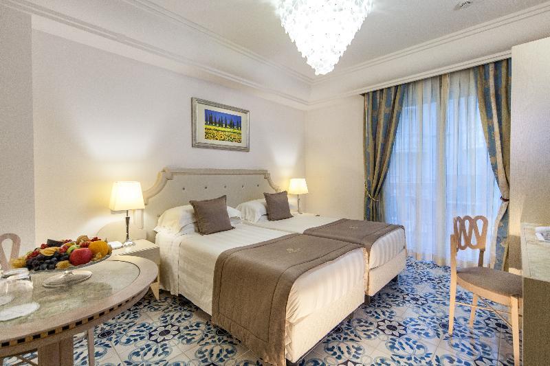Palace Hotel Milano Marittima Exterior photo